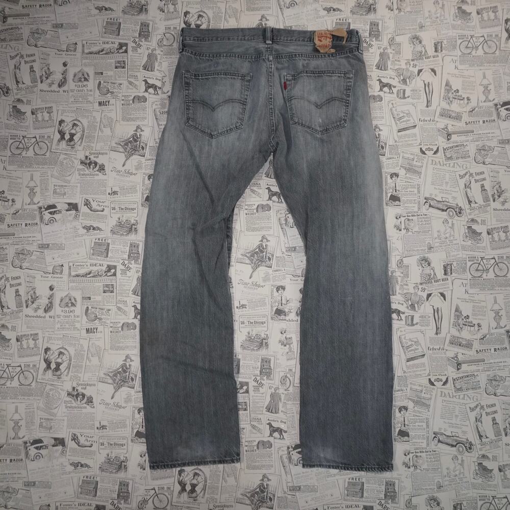 34x32 - Vintage Y2K Levi’s 501 super faded distressed pants